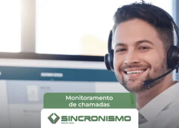 Monitoramento de chamadas em tempo real: O que sua equipe está dizendo ao cliente agora?