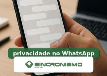Imagem de destaque sobre privacidade no WhatsApp com marca da Sincronismo