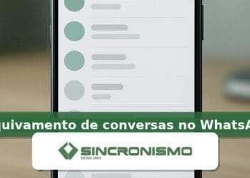 Imagem de destaque sobre arquivamento de conversas no WhatsApp com marca da Sincronismo