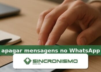 Imagem de destaque sobre apagar mensagens no WhatsApp com marca da Sincronismo